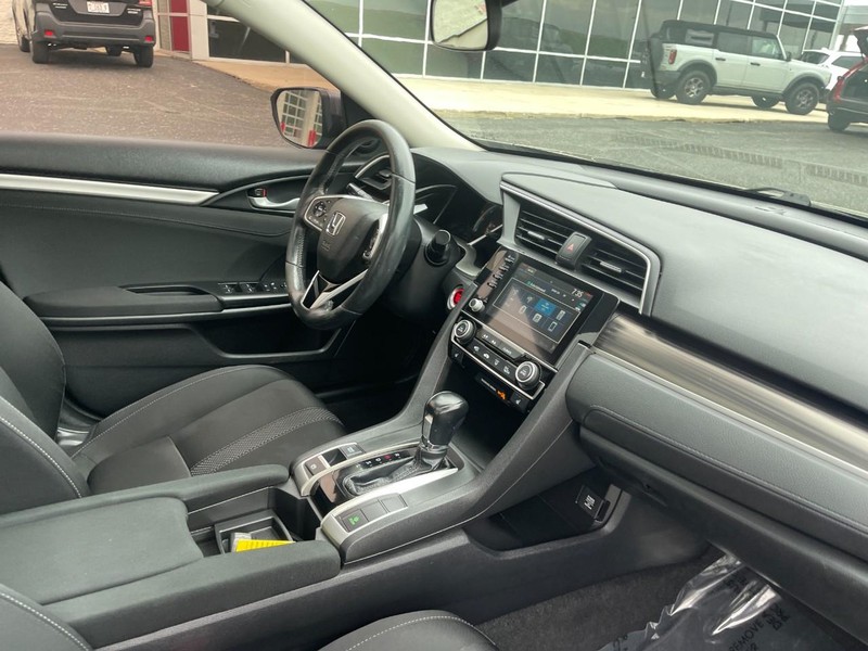 Honda Civic Sedan Vehicle Image 09