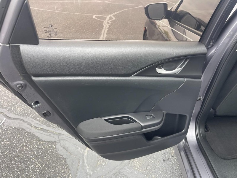 Honda Civic Sedan Vehicle Image 18