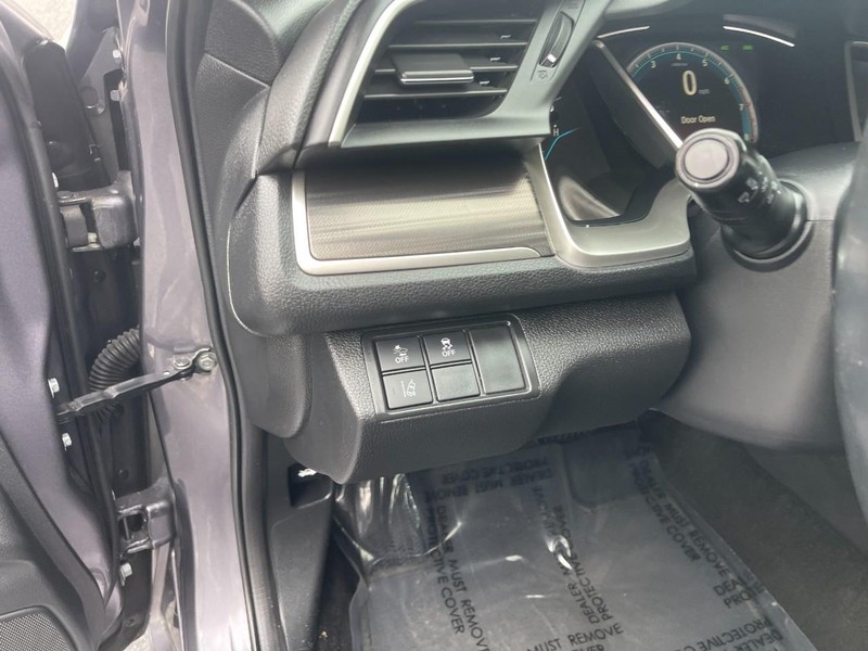 Honda Civic Sedan Vehicle Image 21