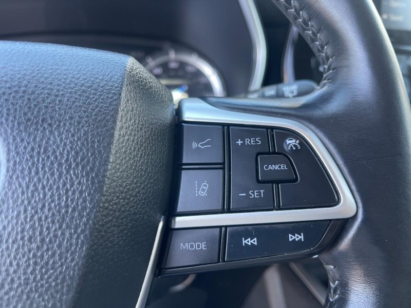 Toyota Highlander Vehicle Image 26