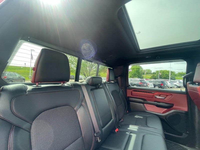 Ram 1500 Vehicle Image 14