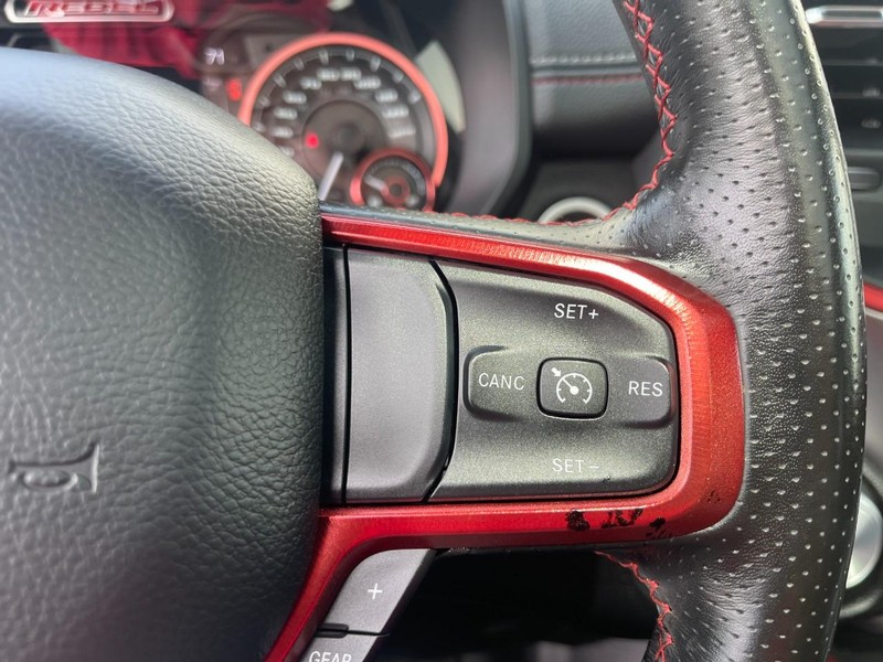 Ram 1500 Vehicle Image 26