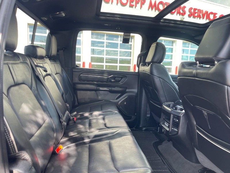 Ram 1500 Vehicle Image 14