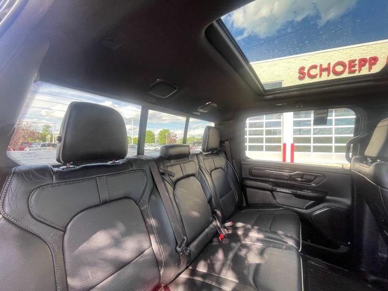 Ram 1500 Vehicle Image 16