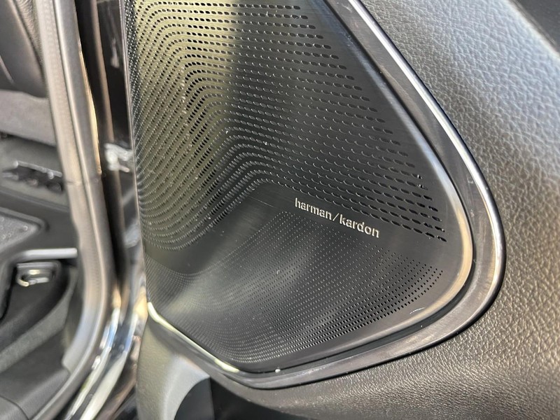 Ram 1500 Vehicle Image 18