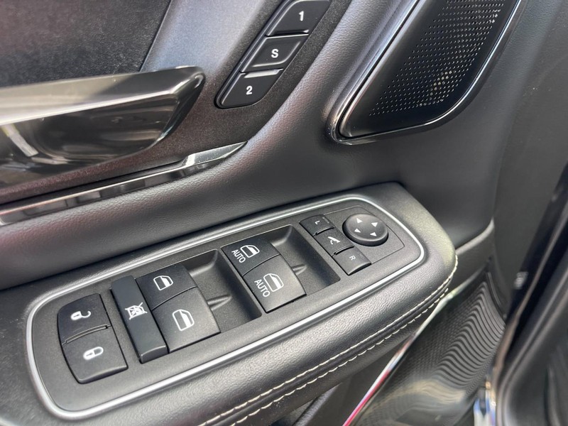 Ram 1500 Vehicle Image 24