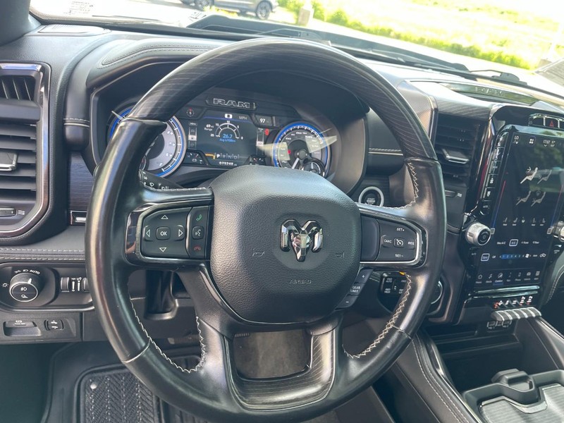 Ram 1500 Vehicle Image 26