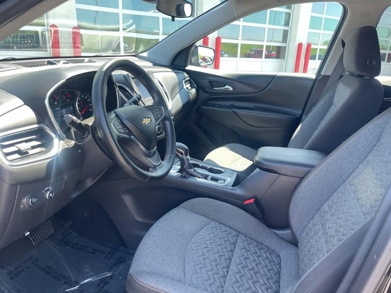 Chevrolet Equinox Vehicle Image 19