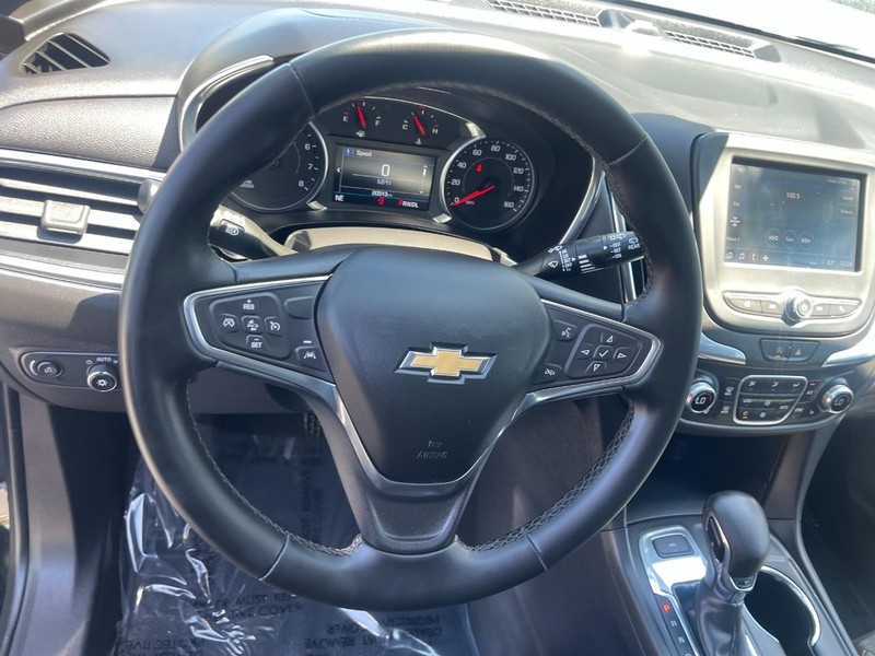 Chevrolet Equinox Vehicle Image 24