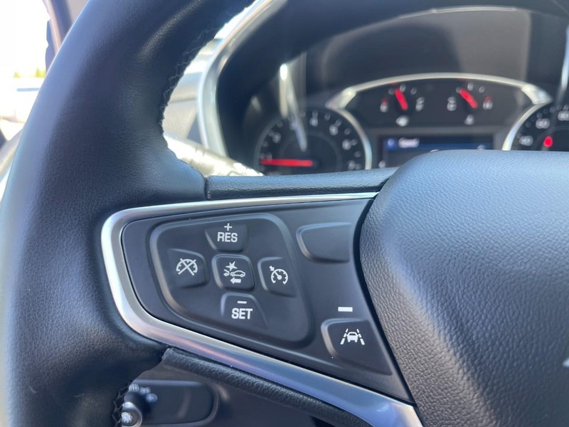 Chevrolet Equinox Vehicle Image 25