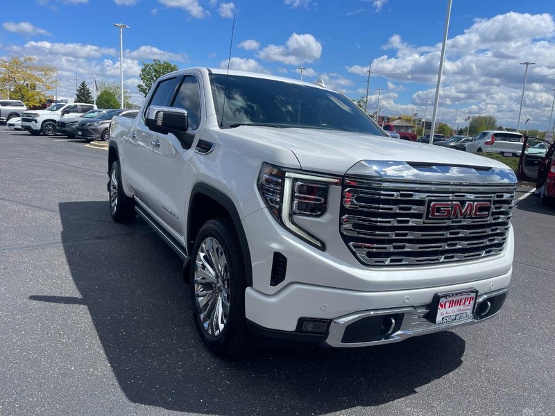 GMC Sierra 1500 Vehicle Image 02