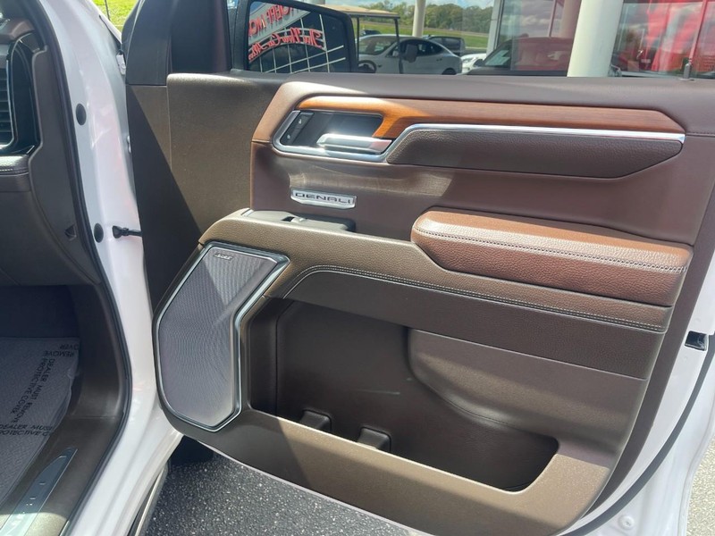 GMC Sierra 1500 Vehicle Image 15