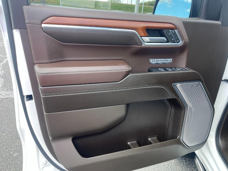GMC Sierra 1500 Vehicle Image 22