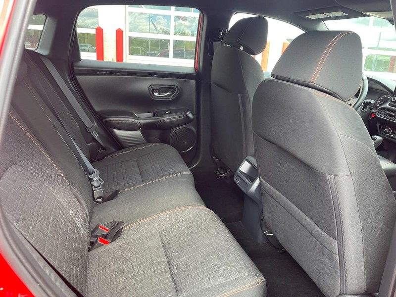 Honda HR-V Vehicle Image 14