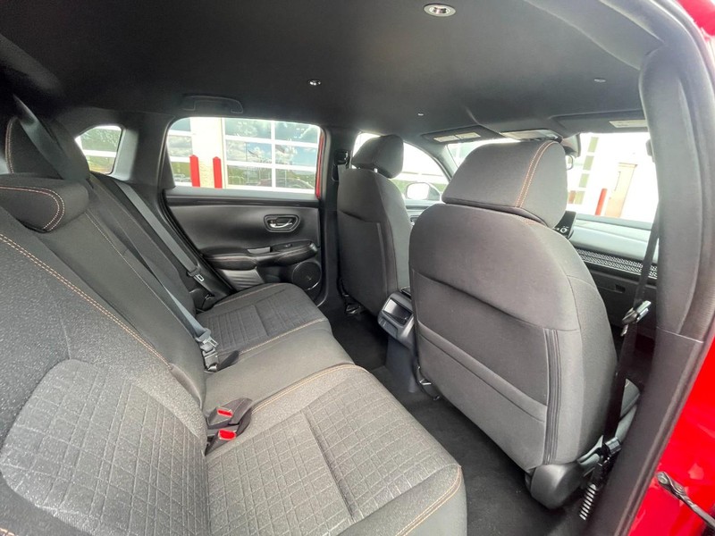 Honda HR-V Vehicle Image 15