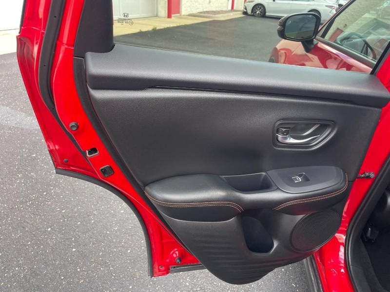 Honda HR-V Vehicle Image 19