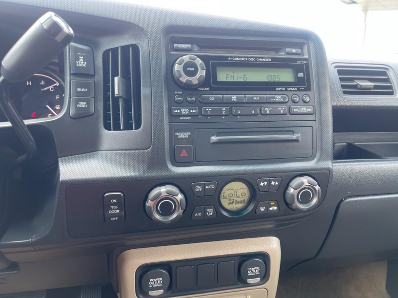 Honda Ridgeline Vehicle Image 18
