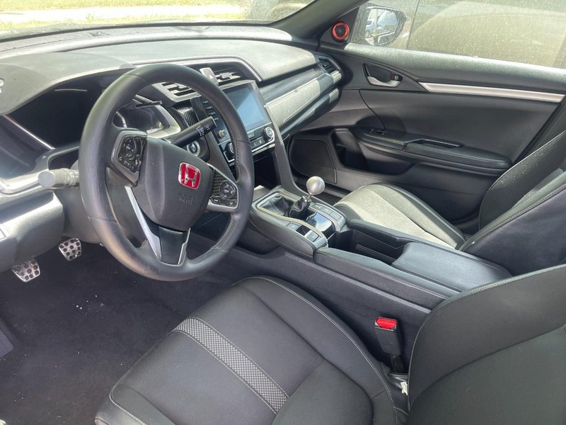 Honda Civic Sedan Vehicle Image 02