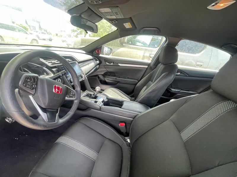 Honda Civic Sedan Vehicle Image 03