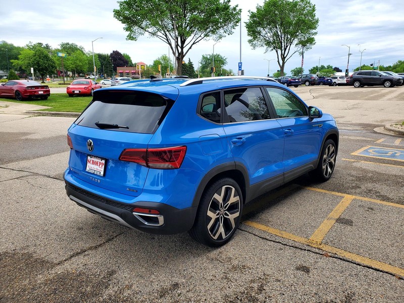 Volkswagen Taos Vehicle Image 05