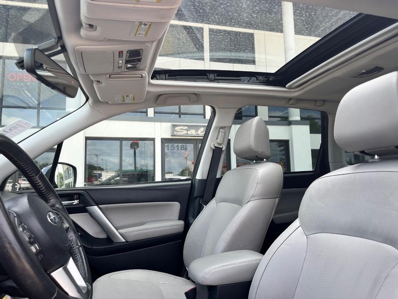 Subaru Forester Vehicle Image 13