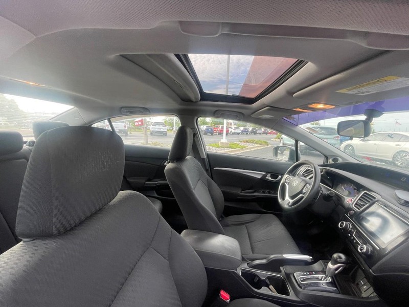 Honda Civic Sedan Vehicle Image 04