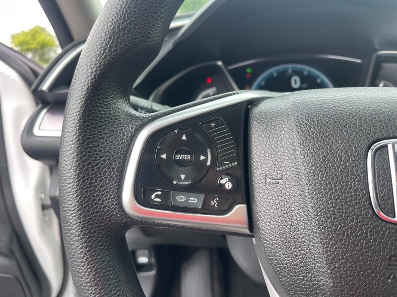 Honda Civic Sedan Vehicle Image 15