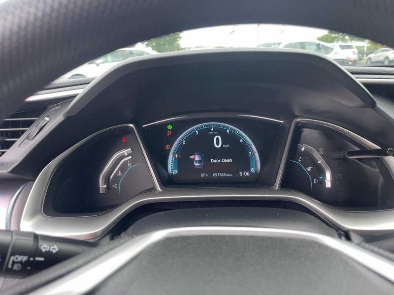 Honda Civic Sedan Vehicle Image 17