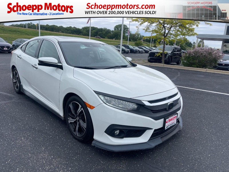 2017 Honda Civic Touring CVT's photo