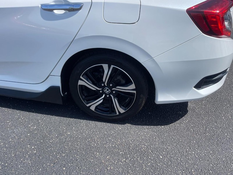 Honda Civic Sedan Vehicle Image 05