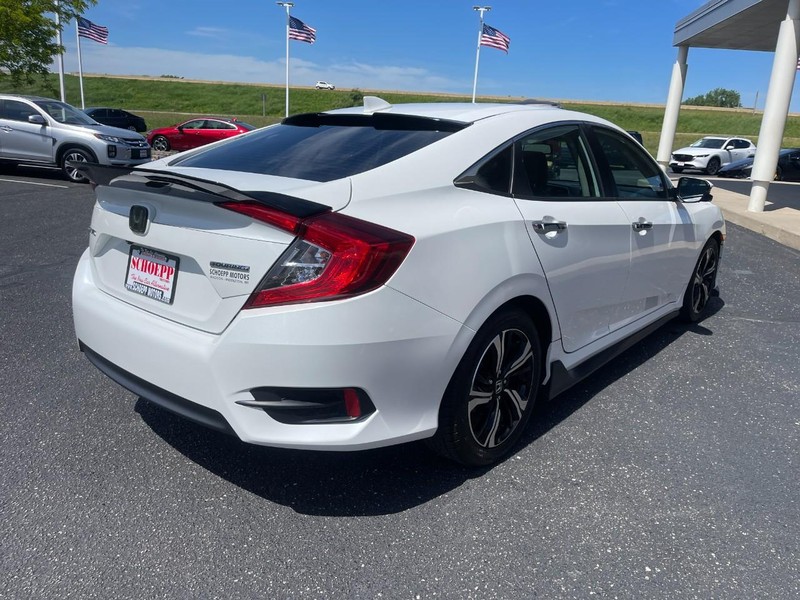 Honda Civic Sedan Vehicle Image 08