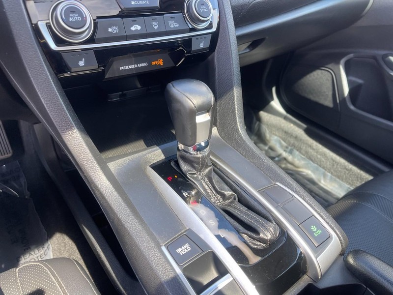Honda Civic Sedan Vehicle Image 29