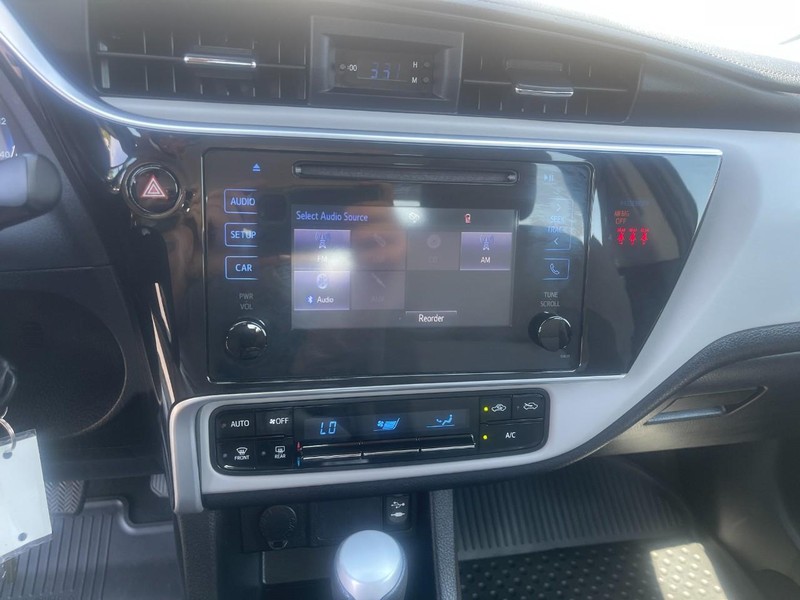 Toyota Corolla Vehicle Image 20