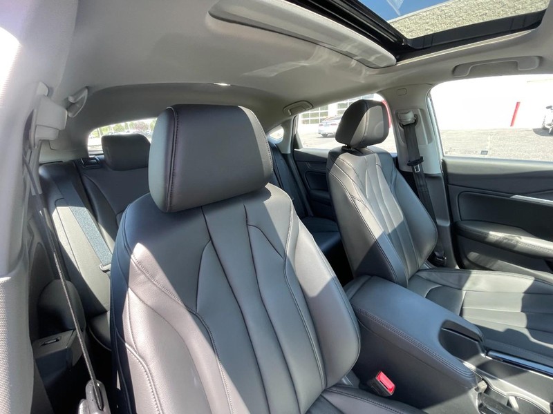 Acura Integra Vehicle Full-screen Gallery Image 06