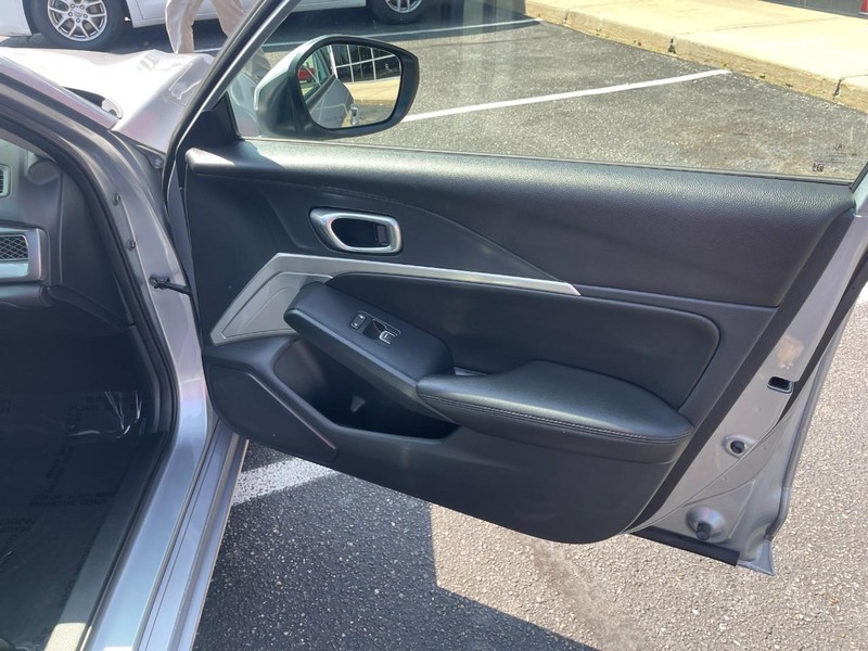 Acura Integra Vehicle Full-screen Gallery Image 10