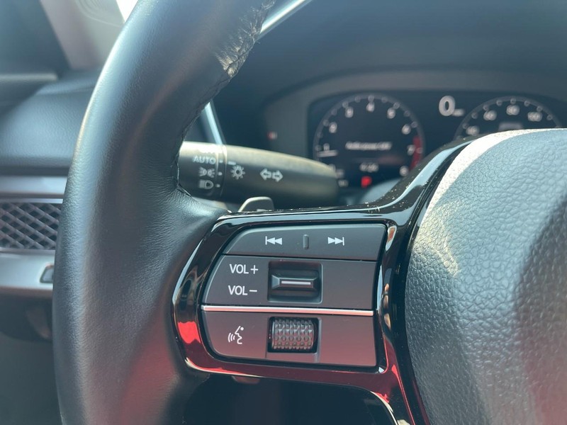 Acura Integra Vehicle Full-screen Gallery Image 19