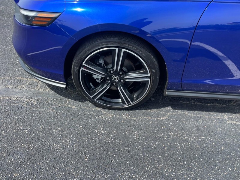 Honda Accord Hybrid Vehicle Image 07