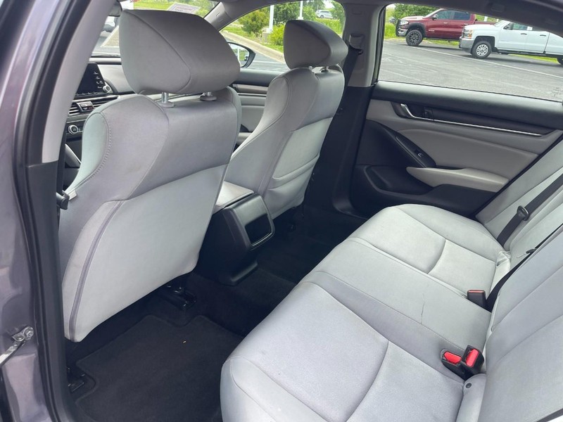 Honda Accord Sedan Vehicle Image 15