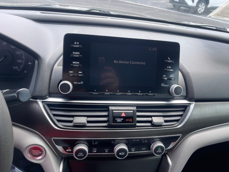 Honda Accord Sedan Vehicle Image 26