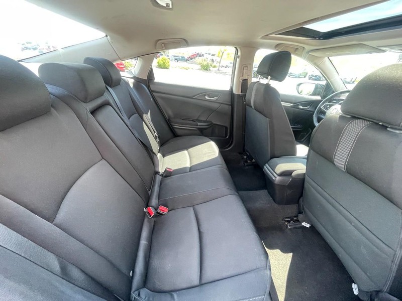 Honda Civic Sedan Vehicle Image 10