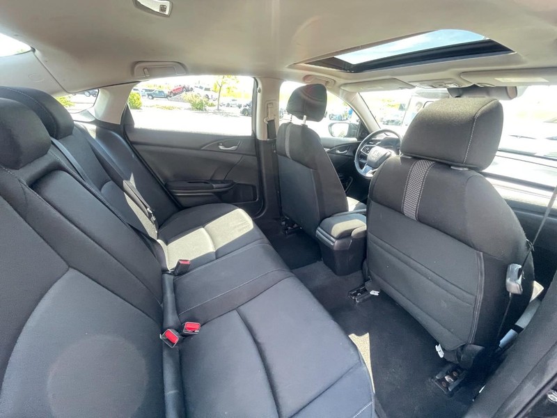 Honda Civic Sedan Vehicle Image 11