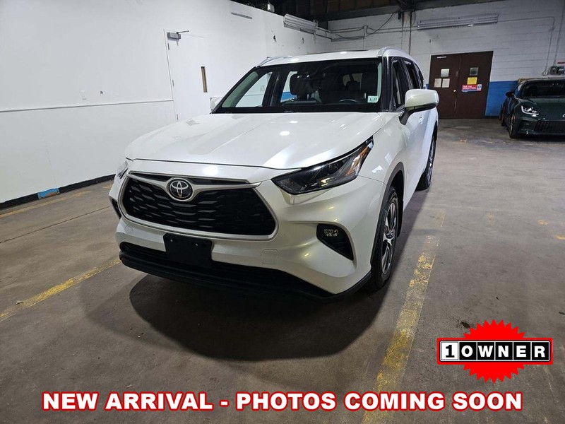 2022 Toyota Highlander XLE 4x4 V6's photo