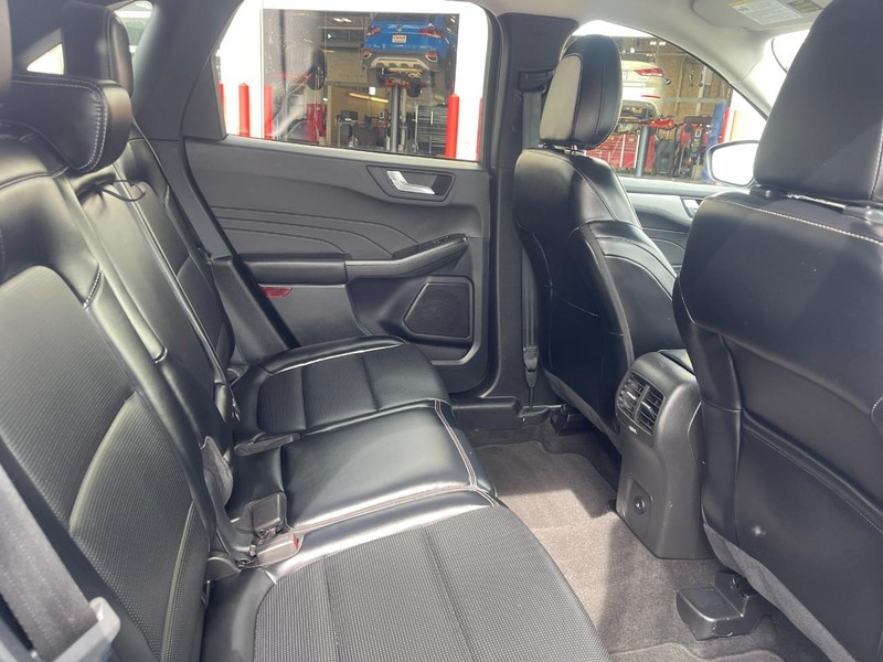 Ford Escape Vehicle Image 09