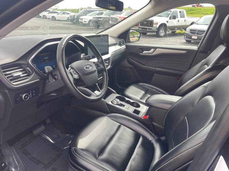 Ford Escape Vehicle Image 16