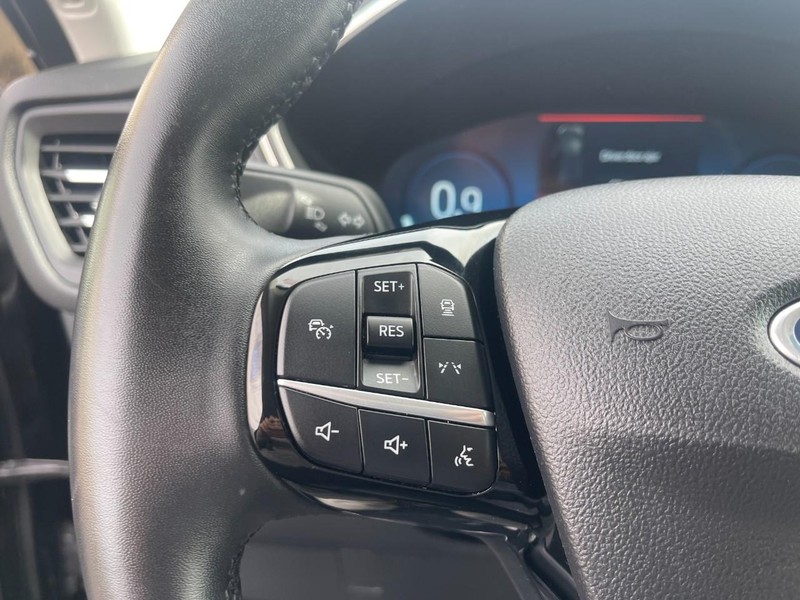 Ford Escape Vehicle Image 22