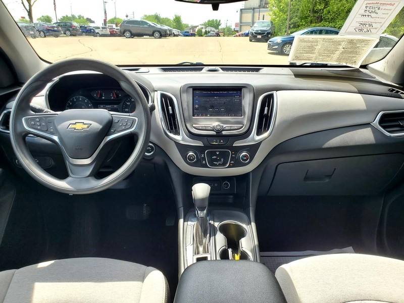 Chevrolet Equinox Vehicle Image 08