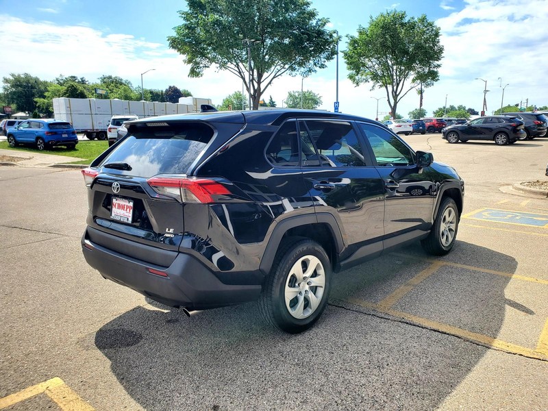 Toyota RAV4 Vehicle Image 05