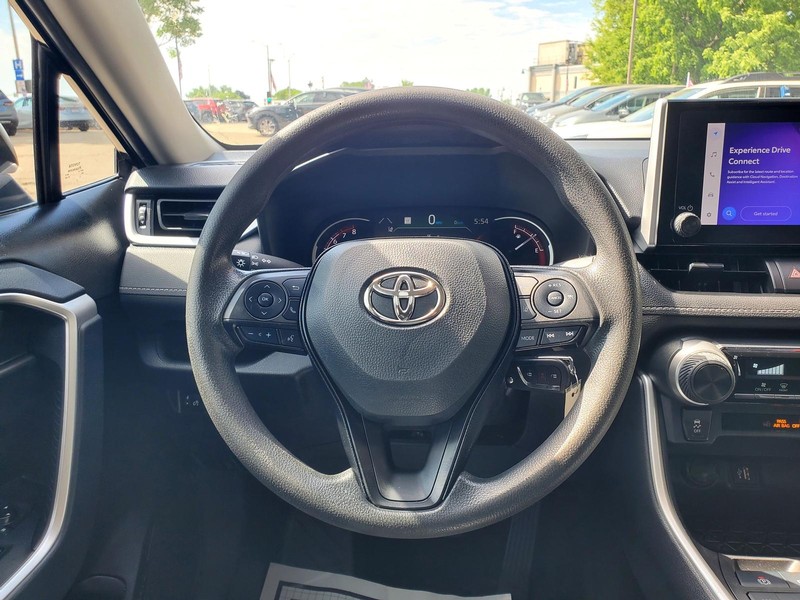 Toyota RAV4 Vehicle Image 09
