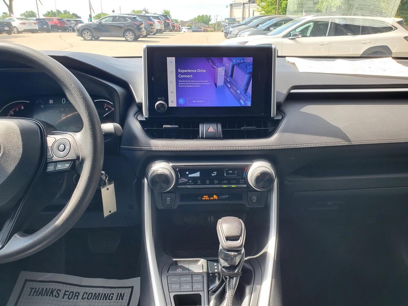 Toyota RAV4 Vehicle Image 10