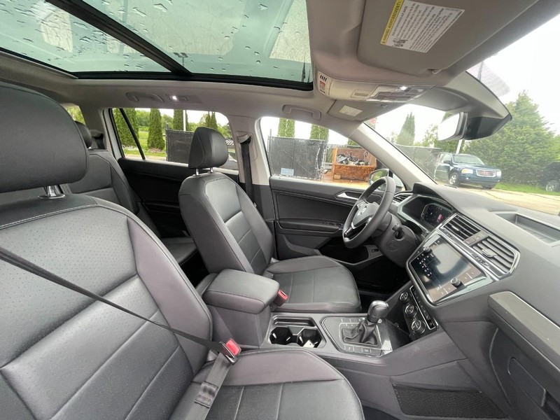 Volkswagen Tiguan Vehicle Image 04